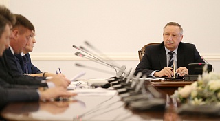 Александр Беглов провел совещание по вопросам проведения отопительного сезона