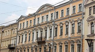 УК Центрального района Петербурга совместно с судебными приставами выявляют должников за коммунальные услуги