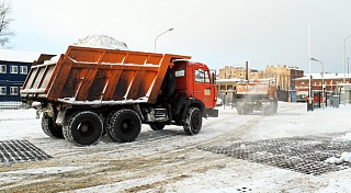 За прошедшие сутки «снежные» пункты Водоканала приняли более 8 тыс. кубометров снега