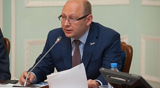 Созинов: Чиновникам следует полностью отказаться от формального подхода к публичным слушаниям