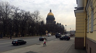 ГЖИ СПб контролирует осенний месячник благоустройства